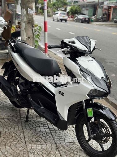 air blade trăng đen ( hỗ trợ góp 0đ)