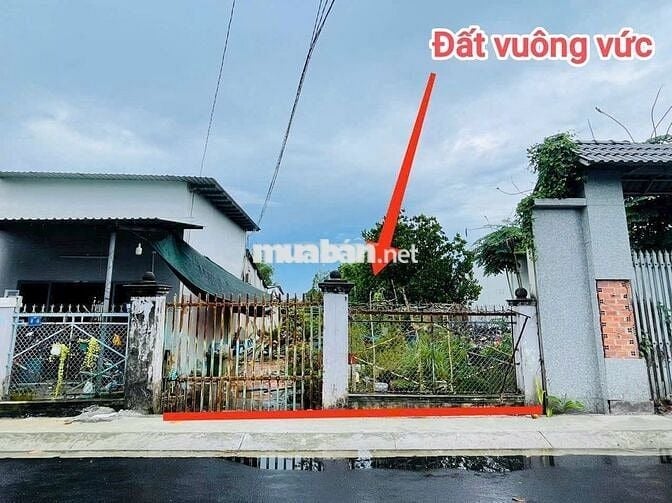 Chủ kẹt bán gấp lô đất Đ.Dương Công Khi Hóc Môn.DT 110m2 Giá 1tỷ5 SHR