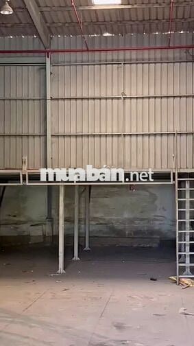 Cần cho thuê gấp kho ở Đường Đào Trí diện tích 300m2 đường cont
