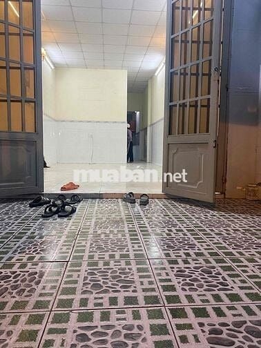 Nhà mặt tiền trệt lửng 4*20 tiện kinh doanh