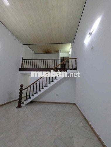 cho thuê nhà c4 75m2 mặt tiền tôn thất thiệp