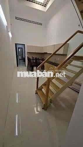 CHO THUÊ NHÀ - QUẬN 3 , CÁCH MẠNG THÁNG 8 , 4 tầng , 98m2 - 20tr/th