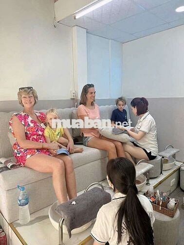 Mặt Tiền Q1  khu kinh doanh sầm uất Hot Hot