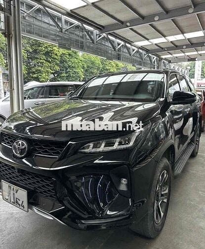 (Xe Hãng) Toyota Fortuner 2022 Legender 2.4 AT
