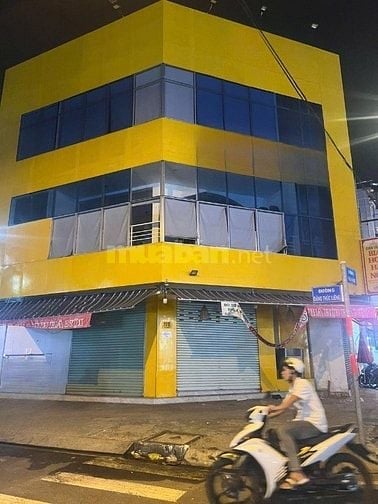 SHARAE MẶT BẰNG NGAY PHẠM HÙNG Q8 VỪA XUỐNG CẦU LÀ TỚI -CÓ VĨA HẺ RỘNG