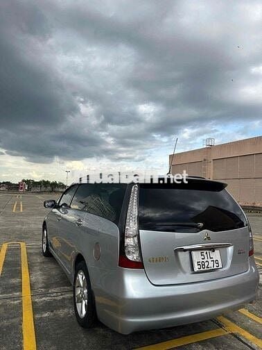 Mitsubishi Grandis 2009 2.4 Mivec - 138000 km