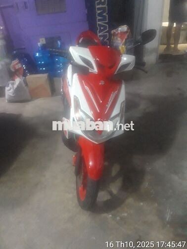 Bán xe Luviasgiấy tờ đầy đủ máy êm zin xe tại Q7