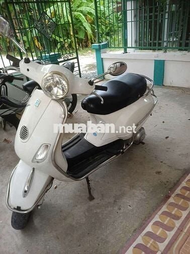 Nhà dư xe nên cần bán