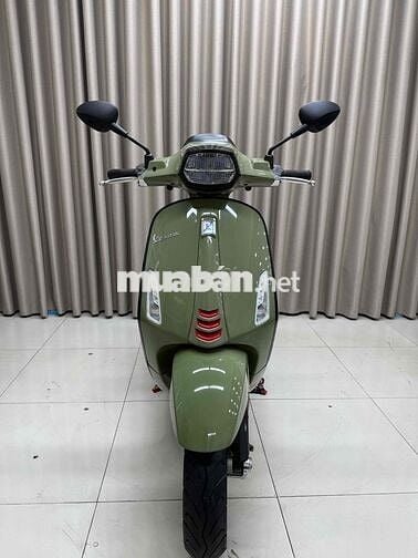 Vespa 125 siêu lướt vài ngàn km đẹp như bức tranh