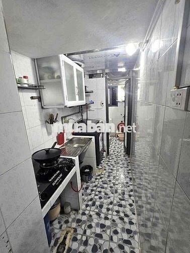 Tập thể tầng 2 Nguyễn Công Trứ. Hai bà Trưng. Giá 3.9 tỷ