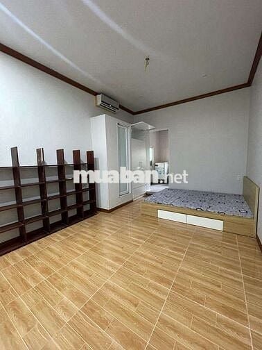 Nhỉnh 2 tỷ! TT phố Lò Đúc, tầng 2, 45m, 2N1W, nhà đẹp, thoáng, ở ngay