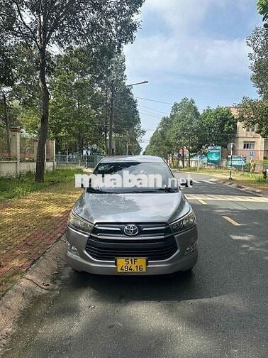 Toyota Innova 2016 2.0E - 450000 km