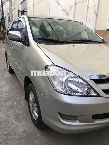 Toyota Innova 2008 G - 125000 km