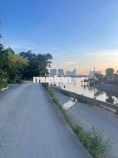 THÀNH PHỐ VEN SÔNG VIEW TRIỆU ĐÔ-MẶT TIỀN RỘNG KINH DOANH ĐA DẠNG