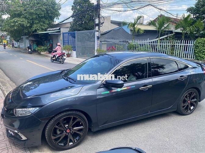 Honda Civic 2019 1.5 Turbo RS - 60000 km