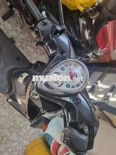 Xe máy Yamaha Mio Classic màu đen