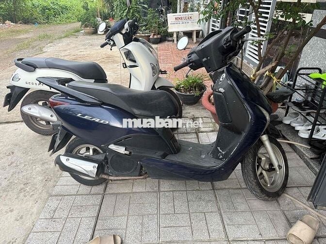 Honda Lead 2009 máy zin êm  4tr2