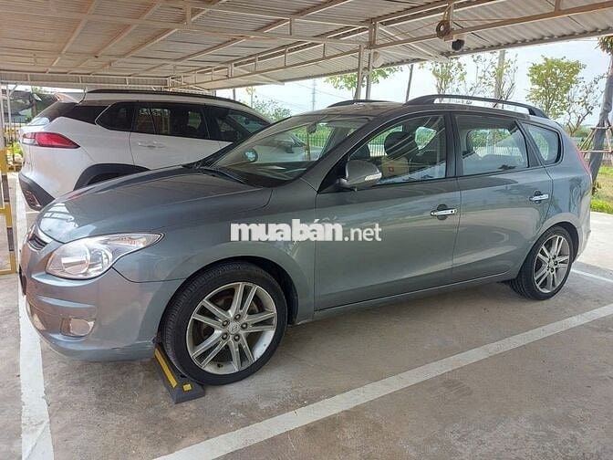 Hyundai i30 2010 CW 1.6 AT - 86999 km