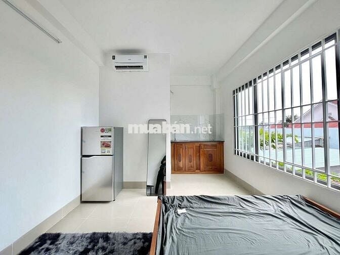 CHO THUÊ PHÒNG STUDIO FULL NỘI THẤT CỬA SỔ GẦN DH NGUYỄN TẤT THÀNH