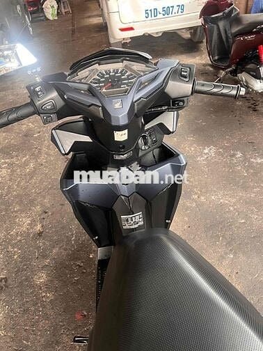 vario 2017 cần bán