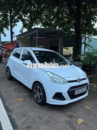 Bán xe Hyundai I10 2015 MT máy móc ngon keo chỉ đủ