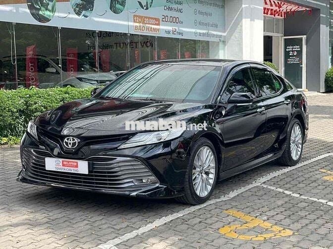 Toyota Camry 2019 2.5Q - bảo hành Toyota