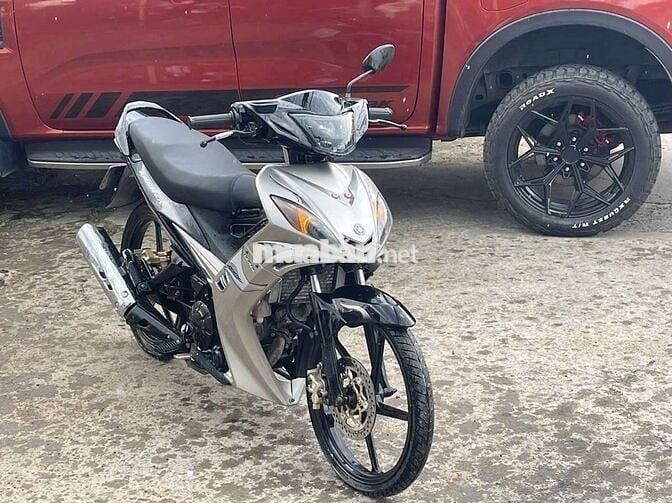 Cần bán lại xe 135 xuống áo 2010 máy 62 bao im