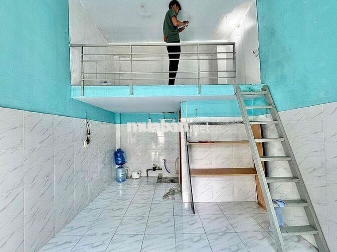 CHO THUÊ PHÒNG ĐẦY ĐỦ TIỆN NGHI - GÁC CAO - RỘNG THOÁNG NGAY TRUNG TÂM