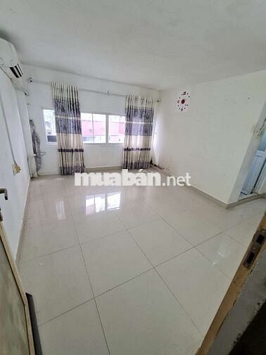 Phòng trọ 20m² cách ngã 3 Bình thới - Lạc Long Quân 200m