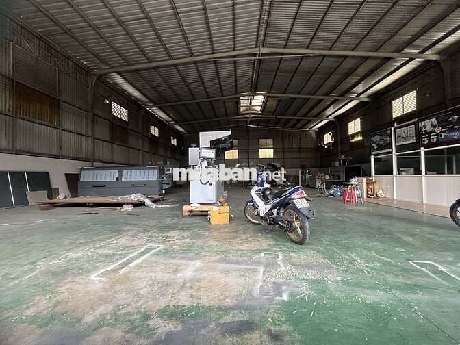 CHO THUÊ XƯỞNG 600M2 ĐƯỜNG XE CÔNG SẠCH ĐẸP CAO RÁO CÓ 3 PHA