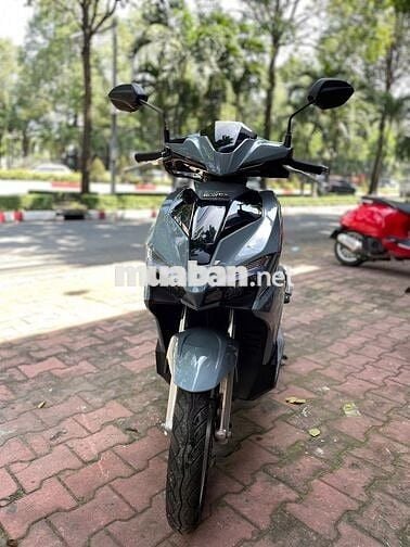 Xe máy Honda Air Blade 125 màu xám 2017