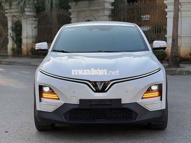 VinFast VF6 2025