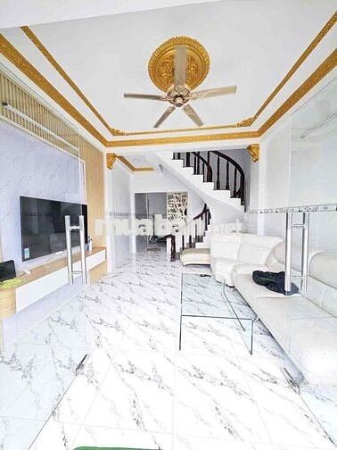 NHÀ 4 PHÒNG MẶT TIỀN NGUYỄN VĂN LUÔNG SẴN NỘI THẤT