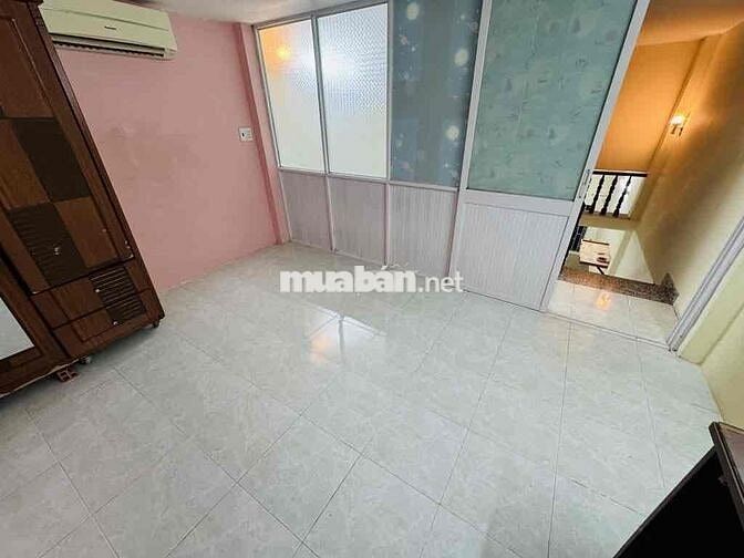 Bán nhà Thống Nhất, 62m2, 2 Tầng, 2PN, hẻm ÔTÔ , nhà to chà bá, TL