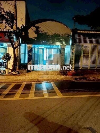 🏘️ Nhà Mặt Tiền + gác lửng + 2 phòng, đường Bà Triệu, Tân Xuân 🏘️