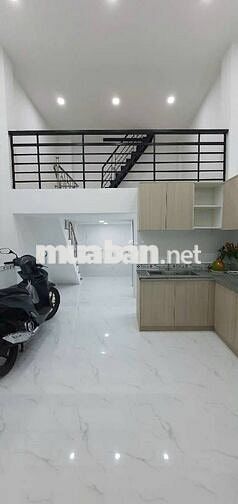 BÁN NHÀ ĐẸP LƯƠNG VĂN CAN - HẺM BA GÁC - 3 TẦNG 2PN 2WC - NHỈNH 3 TỶ.