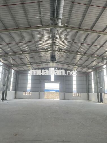 Bán kho xưởng 2.000m2 KCN Đức Hòa, Long An , PCCC tự động, giá: 30 tỷ