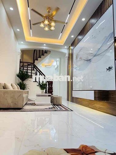 NGÕ NÔNG THÔNG GẦN OTO DÂN XÂY KHUNG CỘT CHẮC CHẮN LÔ GÓC