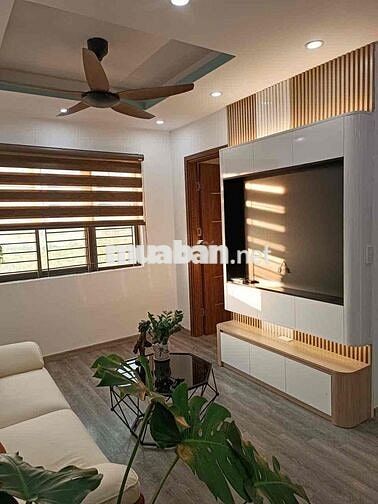 Cực hot! Toà 2A Hưng Thịnh, 56m, 2pn, có sổ, nội thất mới tinh