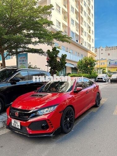 Honda Civic 2017 1.8 E - 132000 km