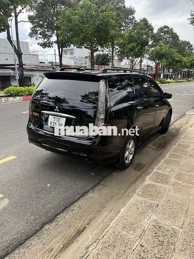 Mitsubishi Grandis 2006 2.4 AT - 152052 km