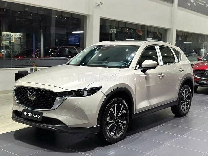 Mazda CX5 Luxury giảm khủng tặng bảo hiểm thân vỏ