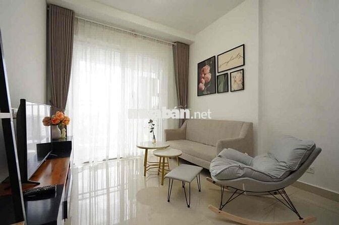 Cho thuê căn hộ 2 phòng ngủ 2WC. chung cư Golden Mansion. p9 Phú Nhuận