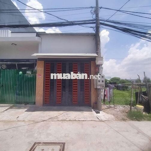Bán Nhà C4 Ngay tại thị trấn Củ chi. 87m2 giá mini 870 triệu,SHR