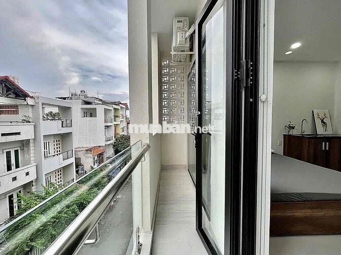 STUDIO BANCOL FULL NT XINH CÓ THANG MÁY NGAY CHỢ THẠCH ĐÀ