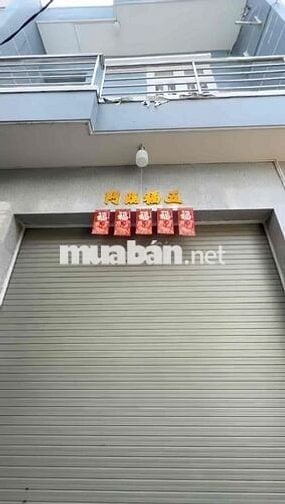 Nhà cách chợ Hưng Long 200m 4x11,6 2 phòng ngủ 2 nvs ( Sổ Hồng Riêng )