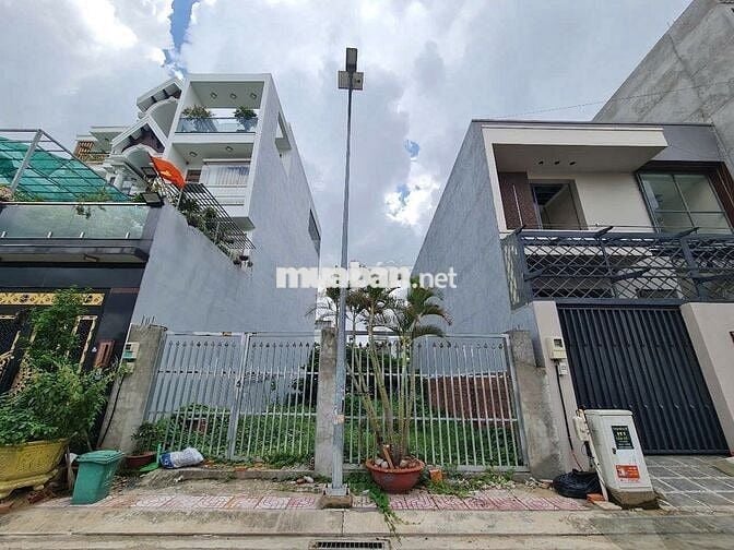 BÁN CẶP ĐẤT ĐẸP KHU PHÂN LÔ ĐƯỜNG 18B – KHU NHÀ ĐỒNG BỘ, DÂN TRÍ CAO