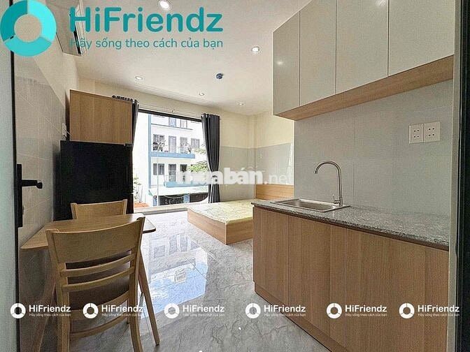Căn Hộ Cửa Sổ Trời Full Nội Thất Ngay Hàng Xanh Gần Hutech, GTVT
