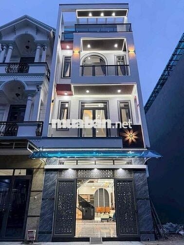 nhà sổ riêng hoàn công giá rẻ gần chợ bửu long. dtsd 240m2, đường 8m.