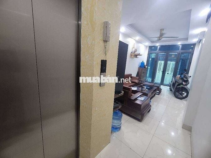 Siêu phẩm Hà Trì, 33,5m, thang máy, dân xây chắc chắn, ngõ nông, thông